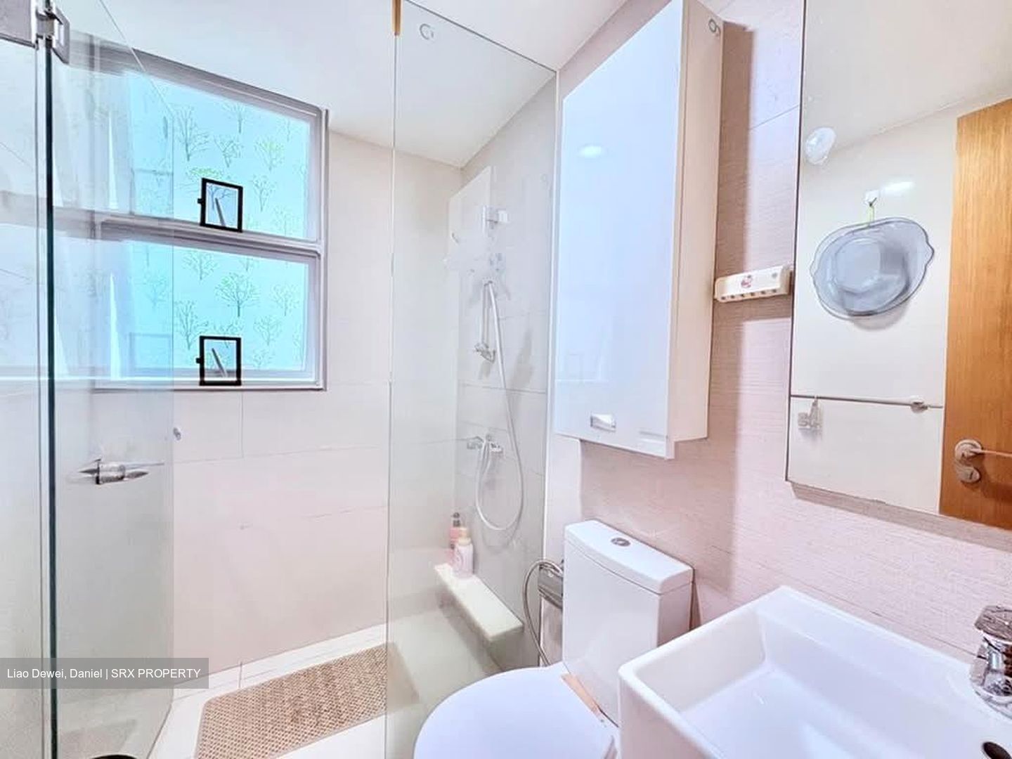Prive (D19), Condominium #568101171